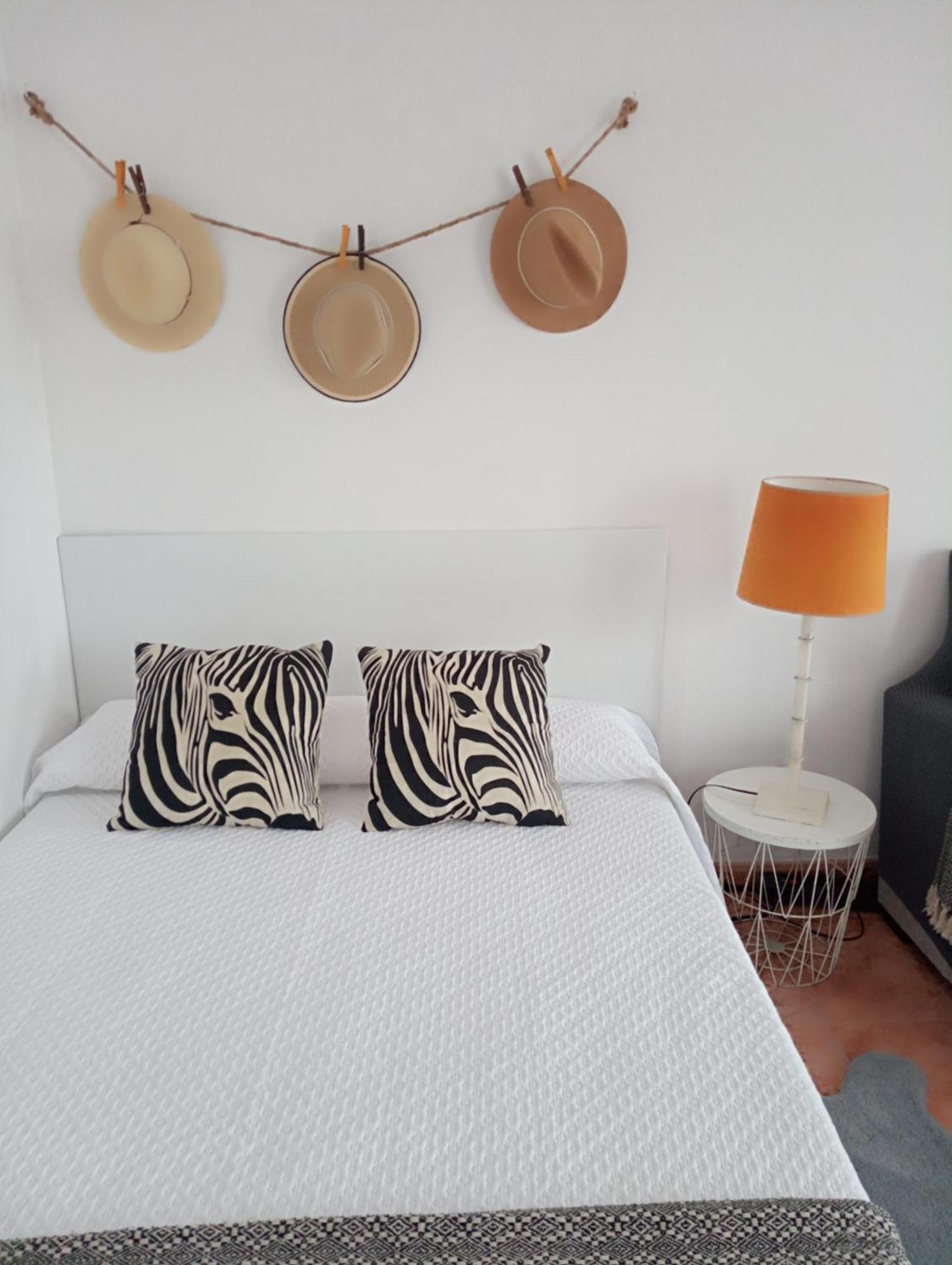 패트론 Casa Amelia 1ªp A 50 M Camino De Santiago 빌라 외부 사진